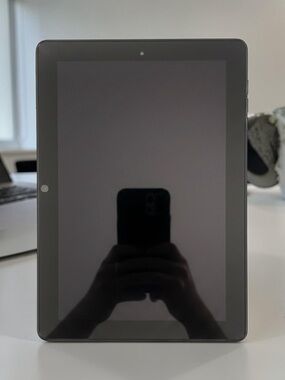 Black Rhino T8 Unlocked 32GB Tablet with Front Camera - Sleek Display